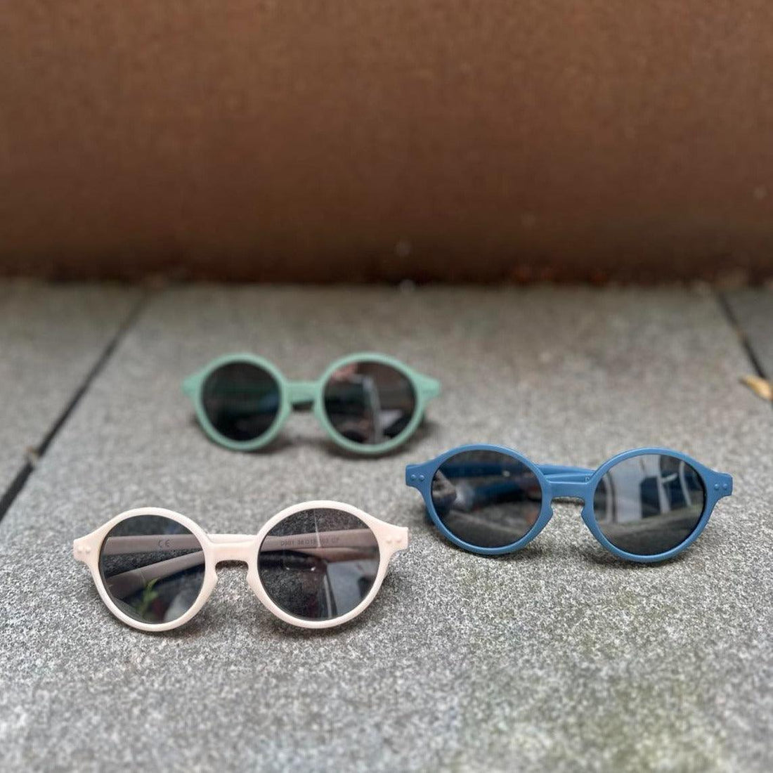 Baby Dutch Zonnebril (Verschillende kleuren) - BezigeBijtjes