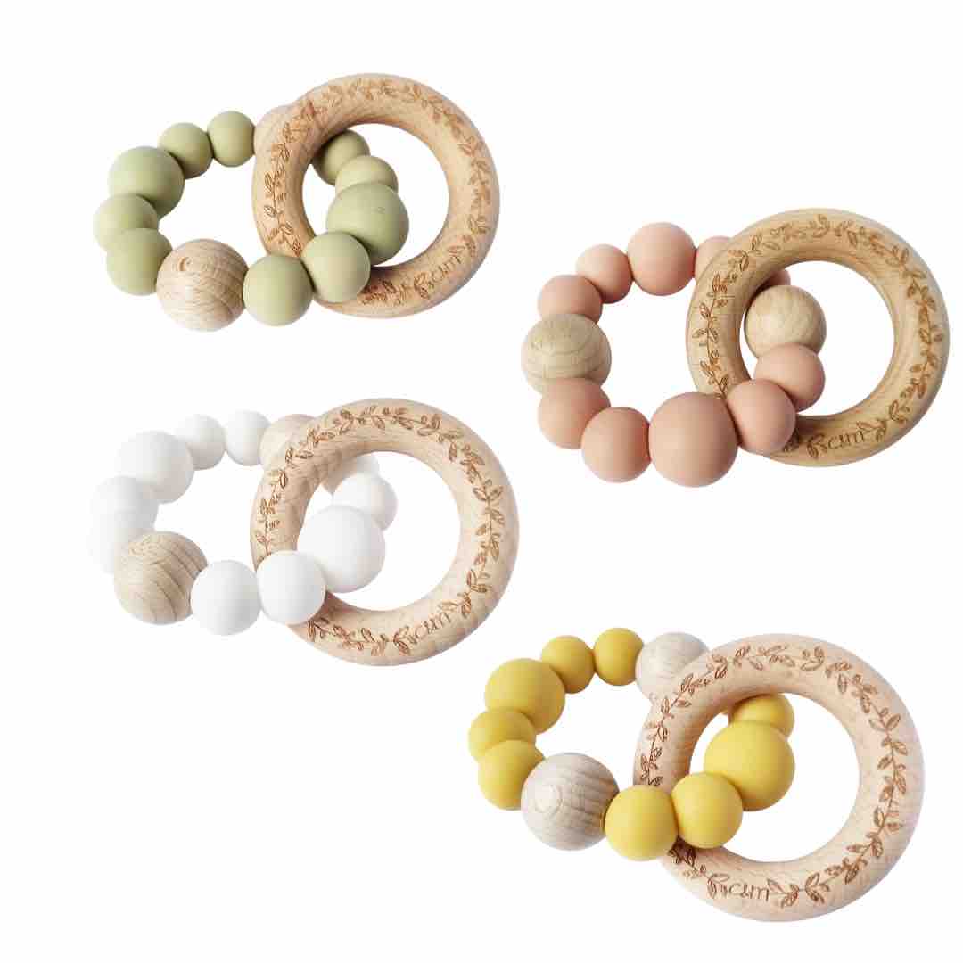 Chewies & More Engraved Leaf Rammelaar - BezigeBijtjes