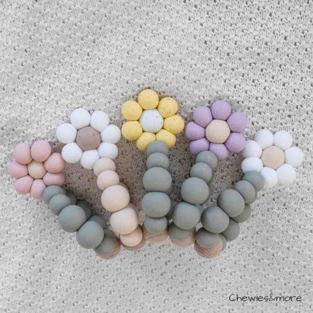 Chewies & More Flower Bijtring - BezigeBijtjes