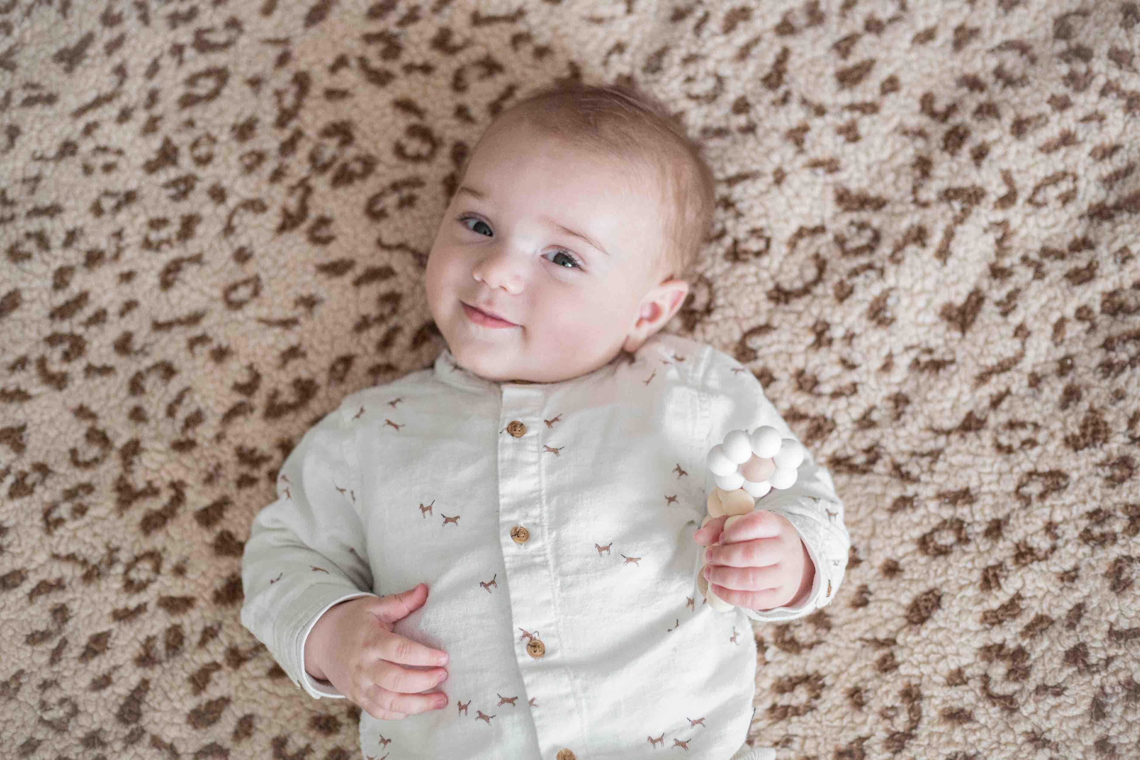 Chewies & More Flower Bijtring - BezigeBijtjes