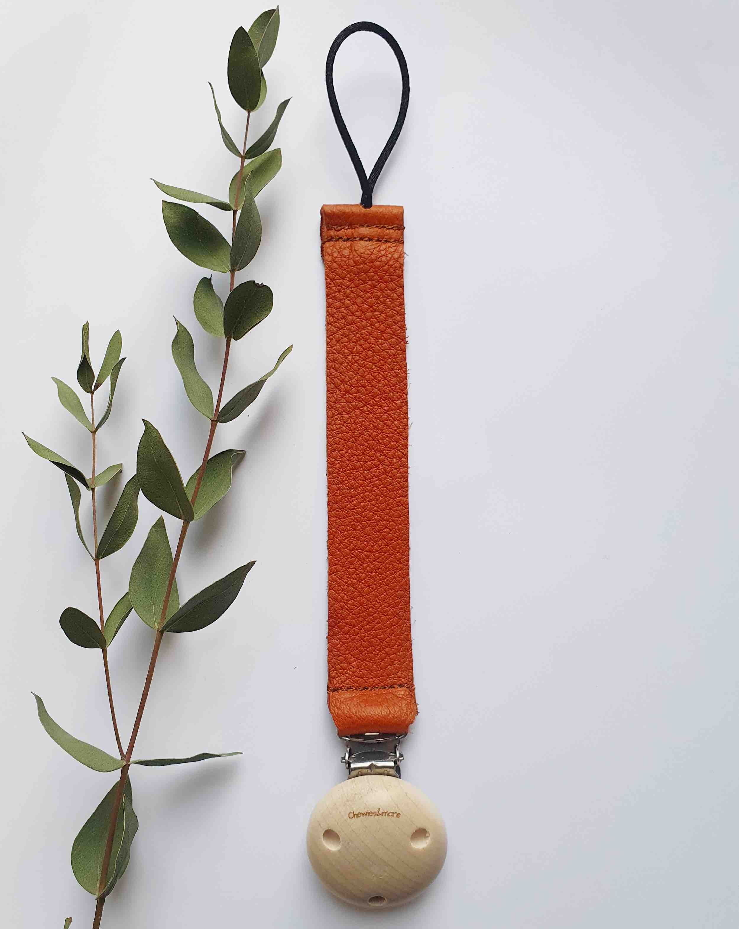 Chewies & More Leather Speenkoord - BezigeBijtjes