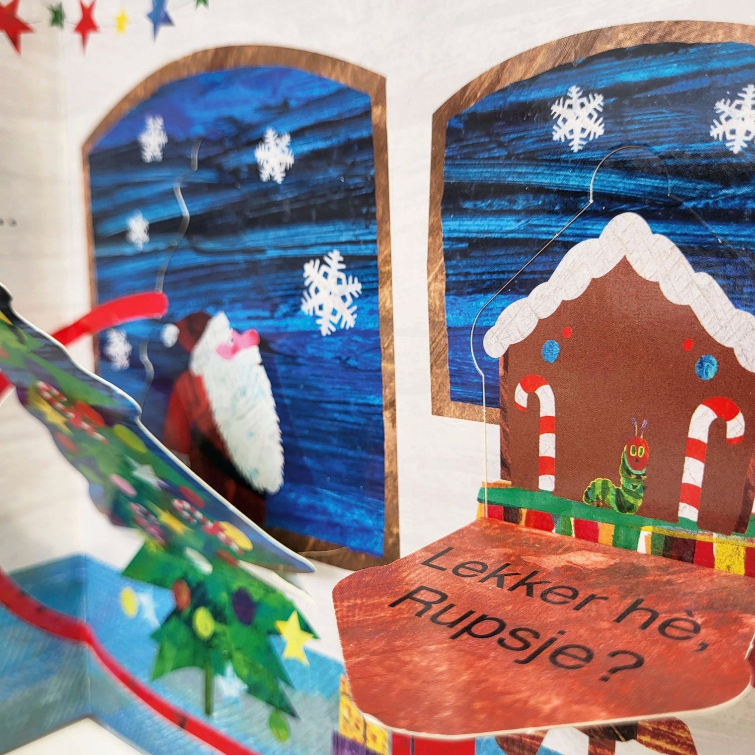 Flapjesboek - Rupsje Nooitgenoeg zoek en vind in de Sneeuw - Eric Carle - BezigeBijtjes