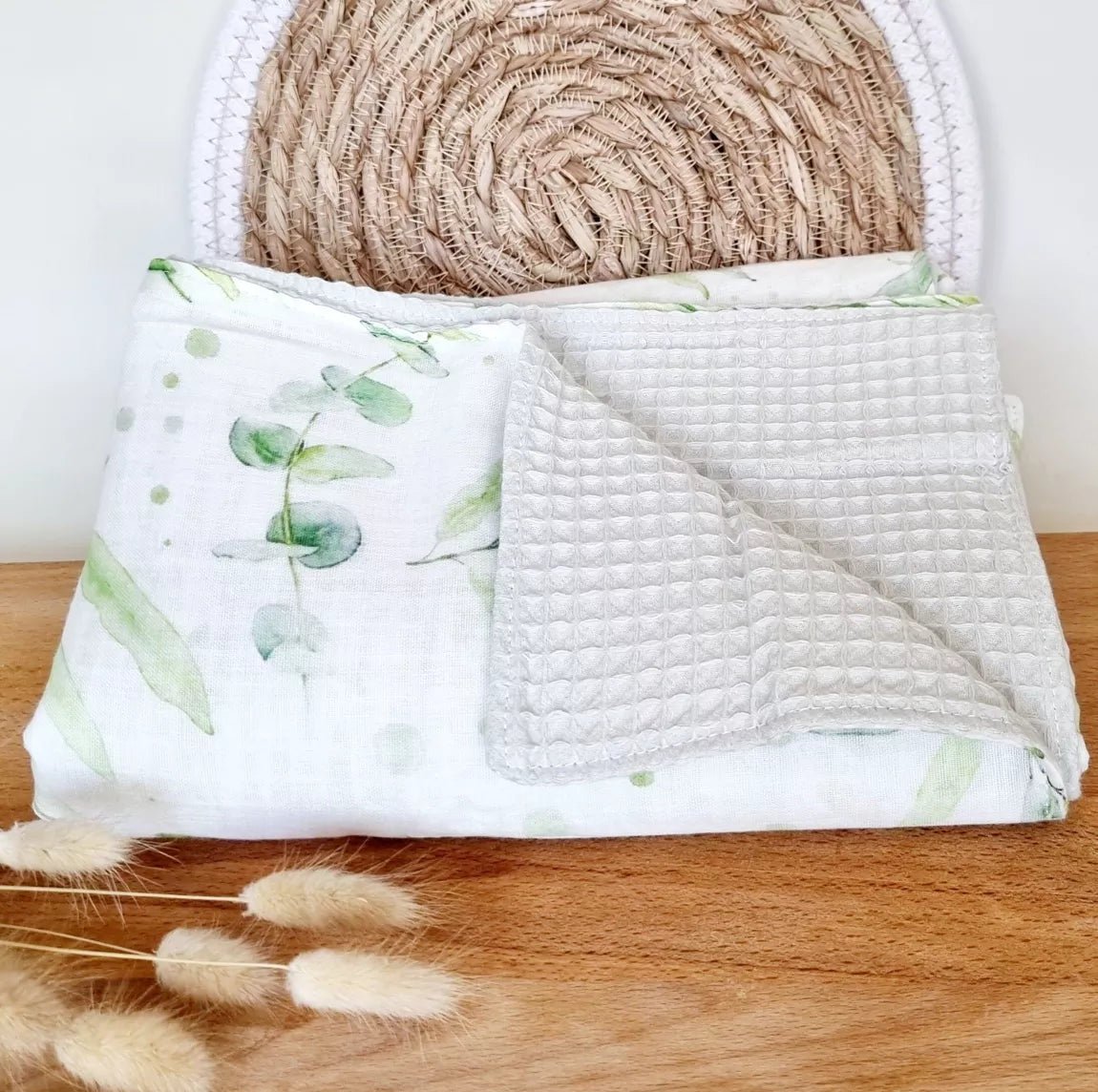 Rammelaartje Dekentje - Lichtgroen Bladeren - Wafelpatroon - 100x 70 cm - BezigeBijtjes