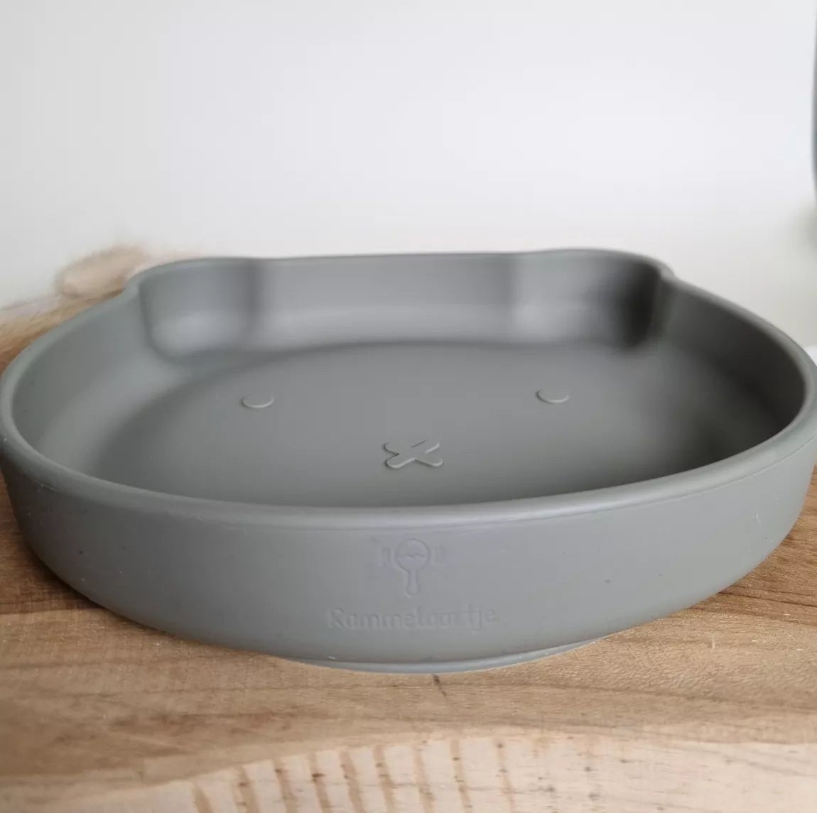 Rammelaartje Siliconen Bordje Beer - Sage of Roze - BezigeBijtjes