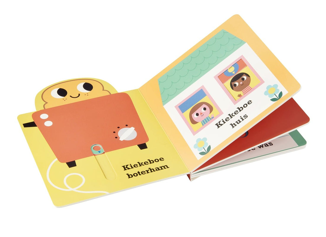 KartonBoek - Kiekeboe Maan - Camilla Reid en Ingela P. Arrhenius - BezigeBijtjes